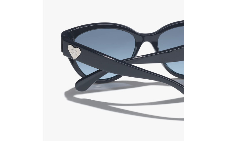 Lunettes Papillon Chanel 