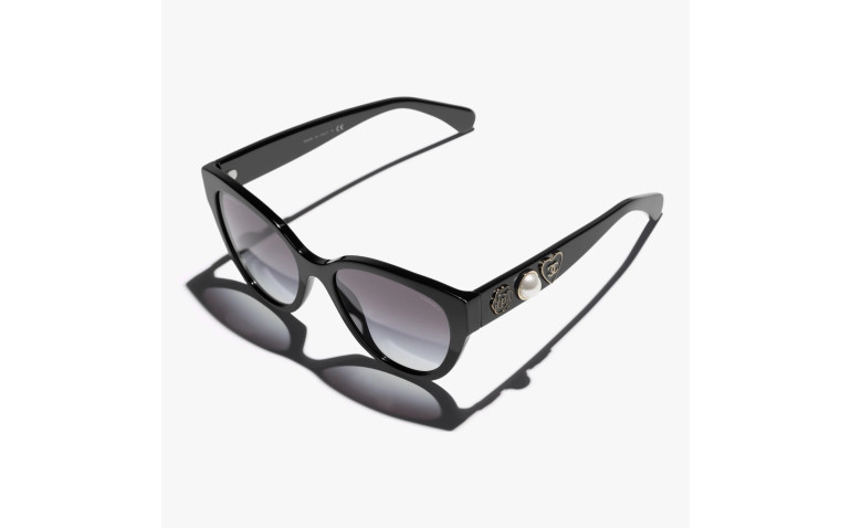 Lunettes Papillon Chanel 