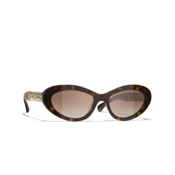 Lunettes de soleil femme Chanel