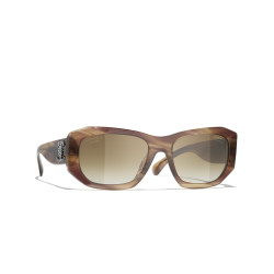 Lunettes de soleil femme Chanel