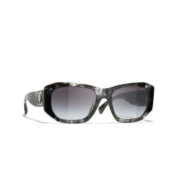 Lunettes de soleil femme Chanel
