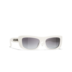 Lunettes de soleil femme Chanel