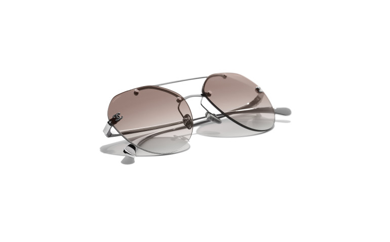 Lunettes de soleil femme Chanel 
